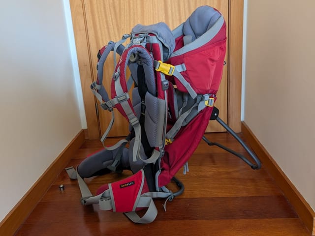 Mochila-canguru Deuter para criança